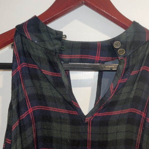 Open shoulder Ash and Ember long sleeve plaid top - Picture 4 of 4